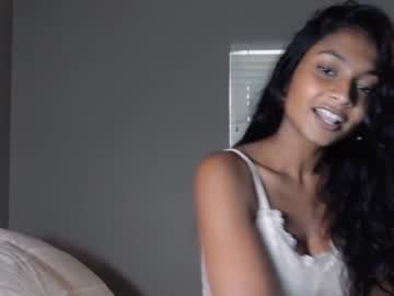 girl
        xzaramx cam image #51783
