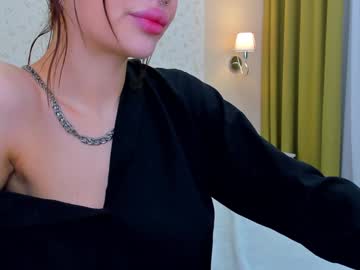 girl
        angel_sapphire_ cam image #4985850
