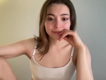 girl Live Cam Girls Love To Strip Naked For Their Viewers with lilellina