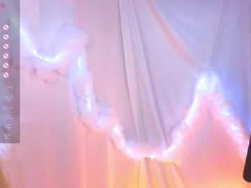 girl
        alisia_spinnet cam image #6351123