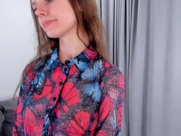 girl
        maryrogersa cam image #2452823