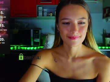girl
        crazzy_cherry cam image #4915272
