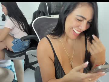 couple
        emillybrowm cam image #5921471