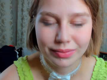 girl
        yourprincessbubblegum cam image #3279708