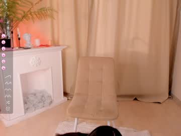 girl
        juliepenningtona cam image #2264172