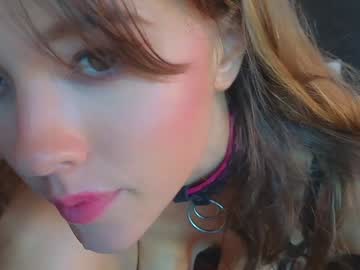 girl
        _demi_dee_ cam image #6781456