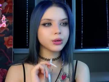 girl
        merciabawden cam image #6709539