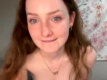 girl Live Cam Girls Love To Strip Naked For Their Viewers with loveamber444