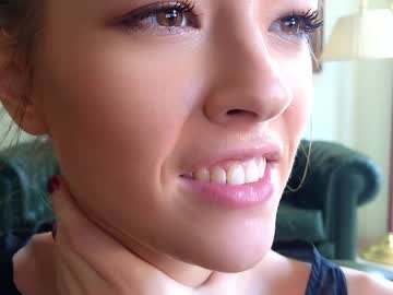 girl
        _demi_dee_ cam image #4273425