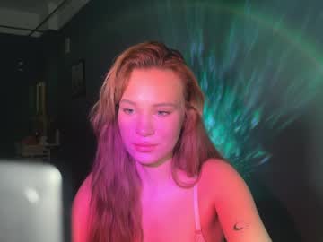 girl Live Cam Girls Love To Strip Naked For Their Viewers with relax_girll