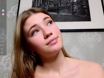 girl
        cute_fox_girl cam image #6049035