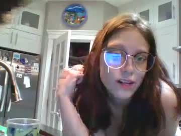 girl Live Cam Girls Love To Strip Naked For Their Viewers with ayowen