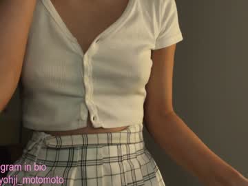 girl
        yohji_yamamotoo cam image #923217