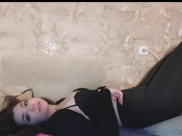 couple
        alisa_justin_perfect_pair cam image #2075115