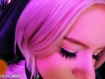girl
        oliviaowens cam image #3468776