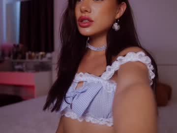 girl
        jacky_smith cam image #4367096