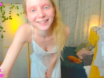 girl
        jenny_ames cam image #3983490