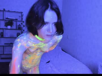 girl
        lina_002 cam image #2483310