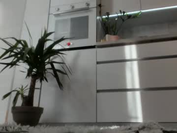 girl
        meryfoxxx cam image #7292