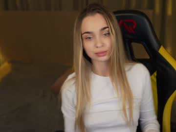 girl
        lana_pulse cam image #5146552