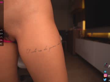 girl
        mykinkybunny cam image #1822376
