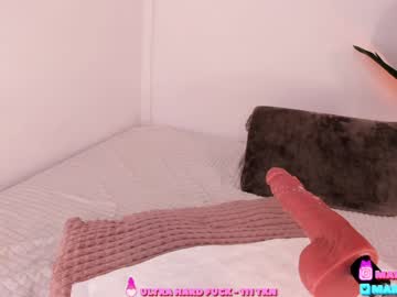 girl
        juicy_tv cam image #4954486