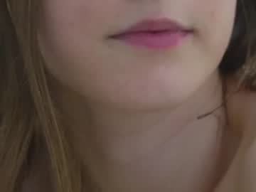 girl
        _feli_ cam image #596078