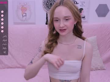 girl
        hillikitt cam image #697039