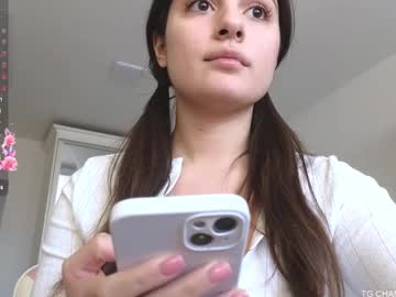 girl
        jessiexxi cam image #6155879