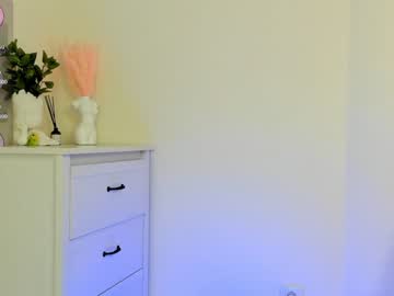 girl
        molly__meow cam image #4112248
