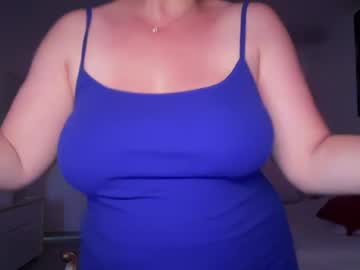 girl
        kiradivine cam image #7005575