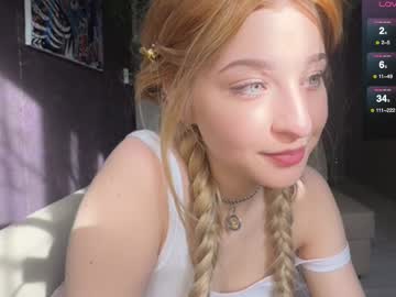 girl
        zoe__0 cam image #6452038