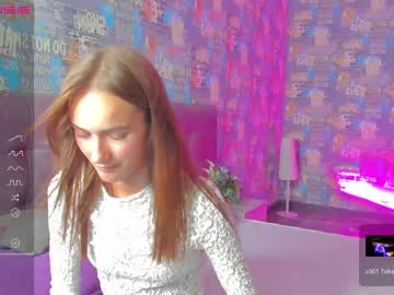 girl
        emma_jhons0n cam image #2032252