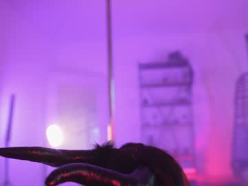girl
        goth_dolll cam image #4824019