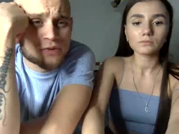 couple Live Cam Girls Love To Strip Naked For Their Viewers with angelina_sunshine