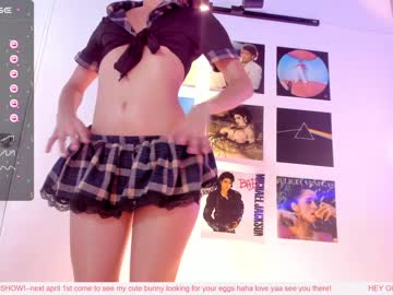 girl
        little_effy18 cam image #3832477