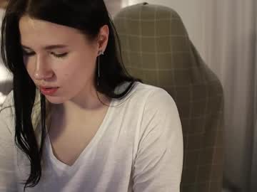 girl
        girl_u_never_met cam image #6144966