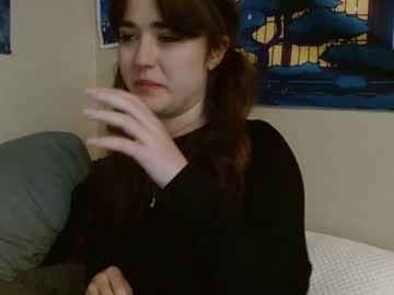 girl
        pillogoddess cam image #5833762