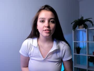 girl
        joseayers cam image #1325720