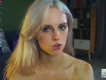 girl
        audreycarvin cam image #4664973