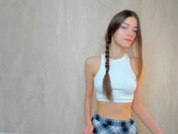 girl
        cutie_ghostie cam image #3507075