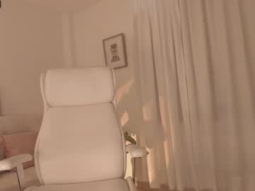 girl
        janne_palmer_ cam image #1613576