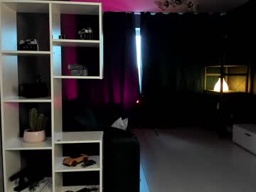 girl
        temptingsecrets_ cam image #1280411