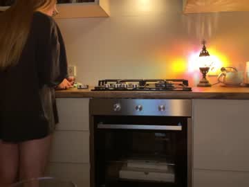 couple
        babyytonight cam image #3854351