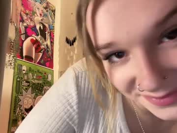 girl
        jessicapearsons cam image #5834983