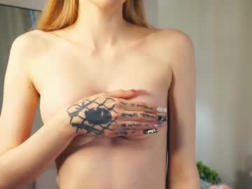 girl
        brimladamos cam image #6729706