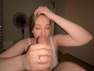 couple
        al1ce_fox cam image #3969205