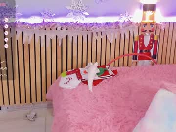 girl
        little_effy18 cam image #3007986