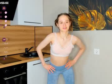 girl
        breeblanton cam image #3954742