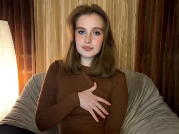 girl
        cute_siberian_girl cam image #3513993